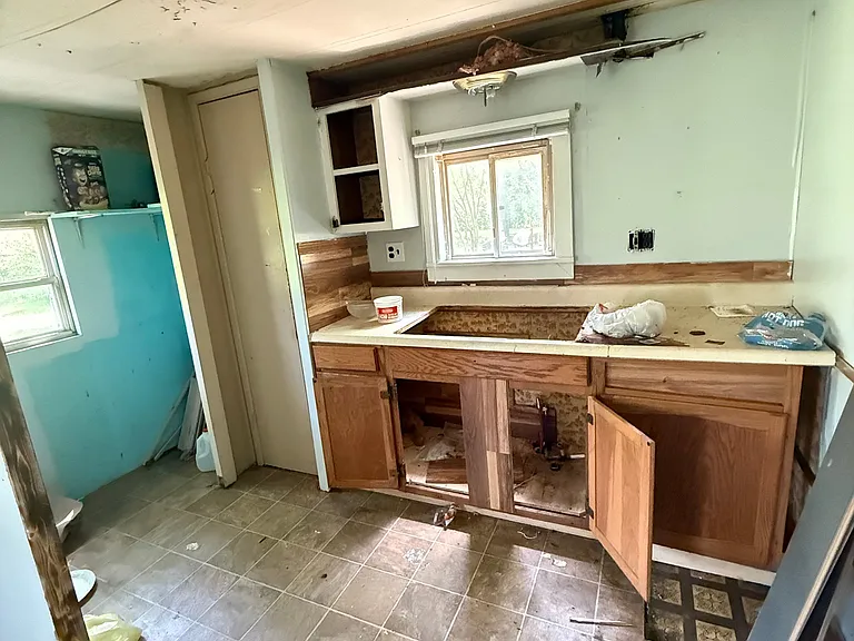 1404 N Rumbaugh Ln #6 — Photo 7
