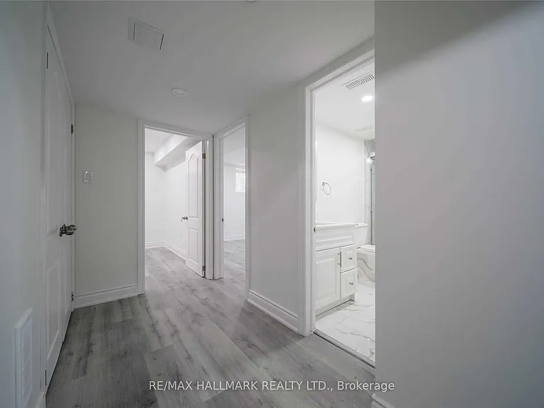 306 Buick Blvd #BASEMENT — Photo 4