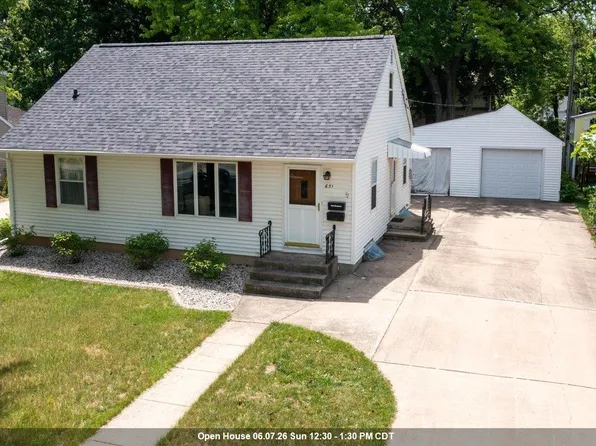 651 Winnebago Hts, Neenah, WI 54956