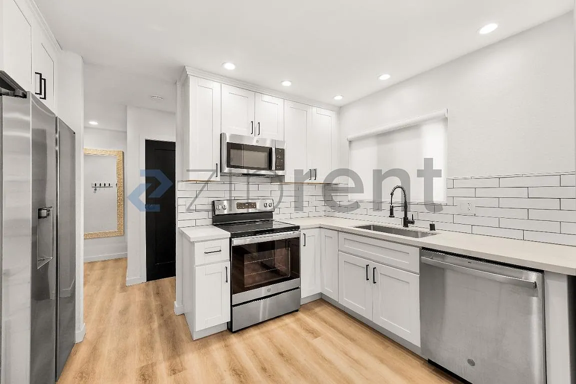 2 bed, 1144 sqft, $3,025 — Photo 3