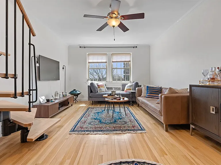 1496 Beacon St #6A — Photo 3