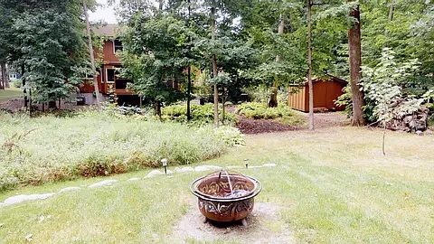 Urbandale Ln N — Photo 19