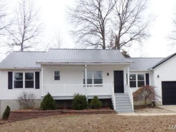 1936 Forest Ln, Pacific, MO 63069