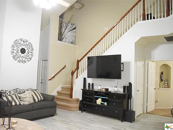 2nd image of 407 Sandra Sue Dr