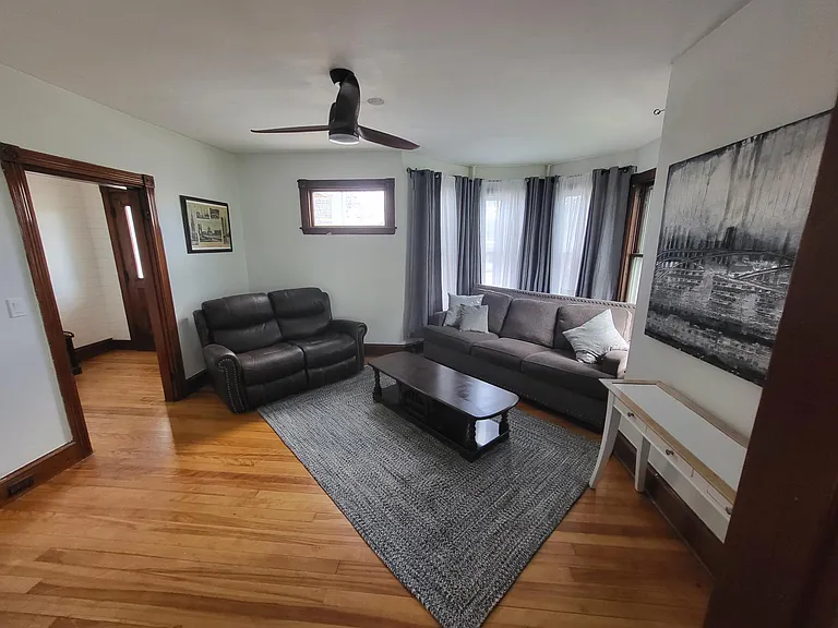 594 Washington Ave — Photo 5
