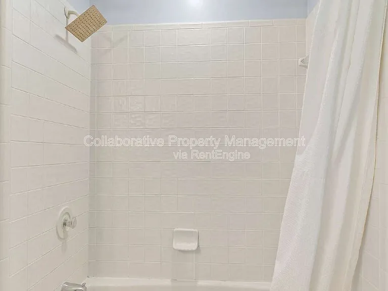 200 Hermitage Dr — Photo 7