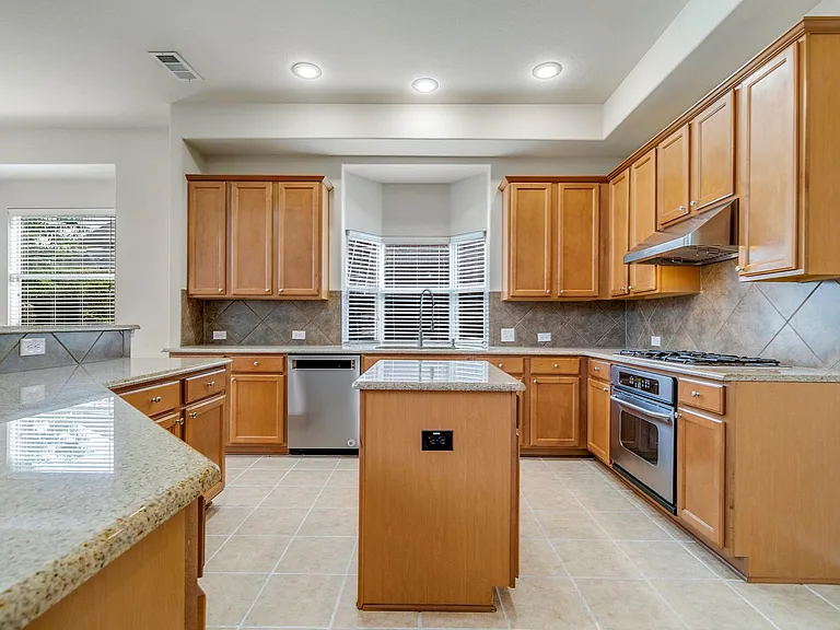 11570 Beeville Dr — Photo 19