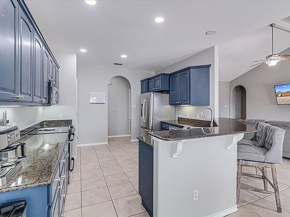 3rd image of 13914 Sea Anchor St