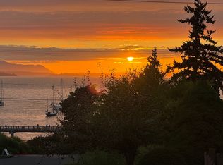 720 11th St APT B4, Bellingham, WA 98225