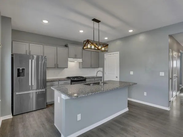 132 Mayfield Dr, Granville, OH 43023