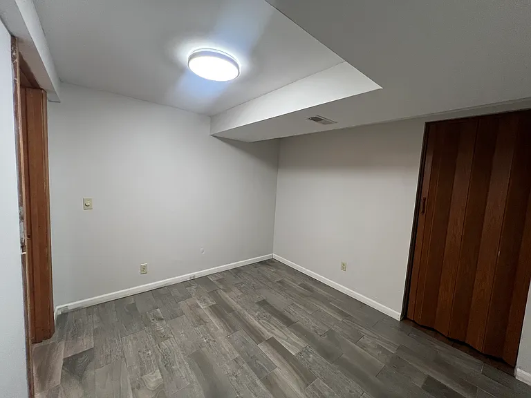 1004 Monarch Dr — Photo 37
