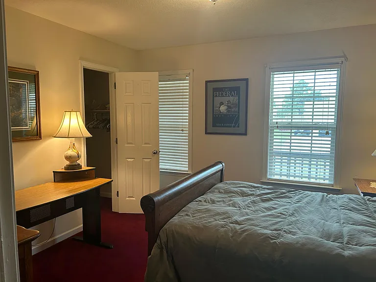 2832 Fletcher Ct — Photo 2
