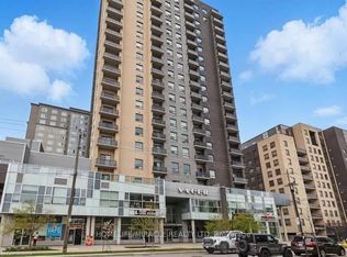 318 Spruce St #503, Waterloo, ON N2L 0E9