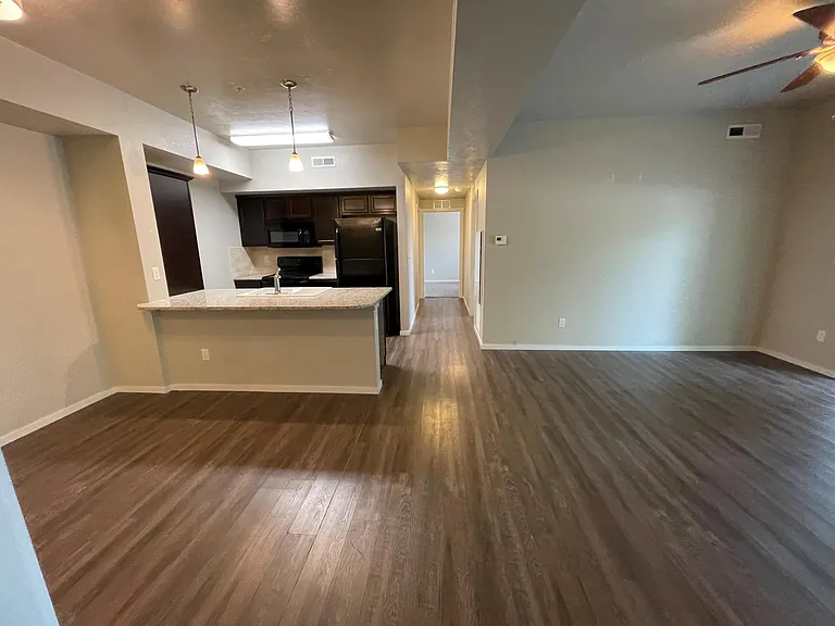 Tree Valley Village Apartments — Photo 41