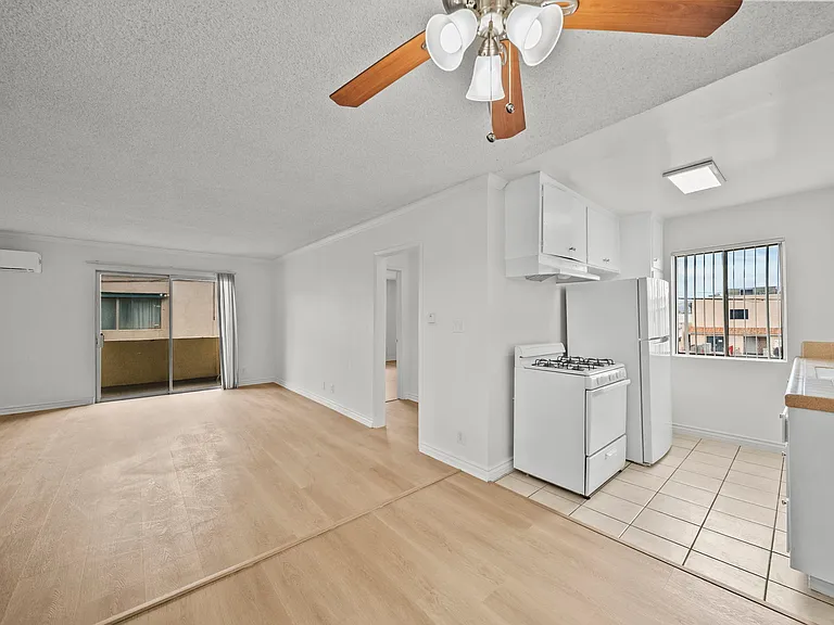 8371 Northgate Ave #16 — Photo 8