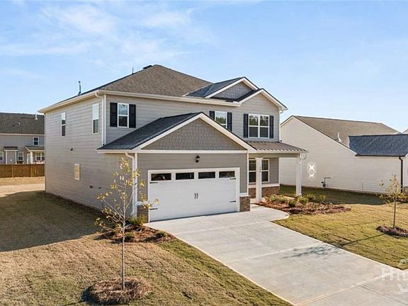 2nd image of 449 Abbott Road