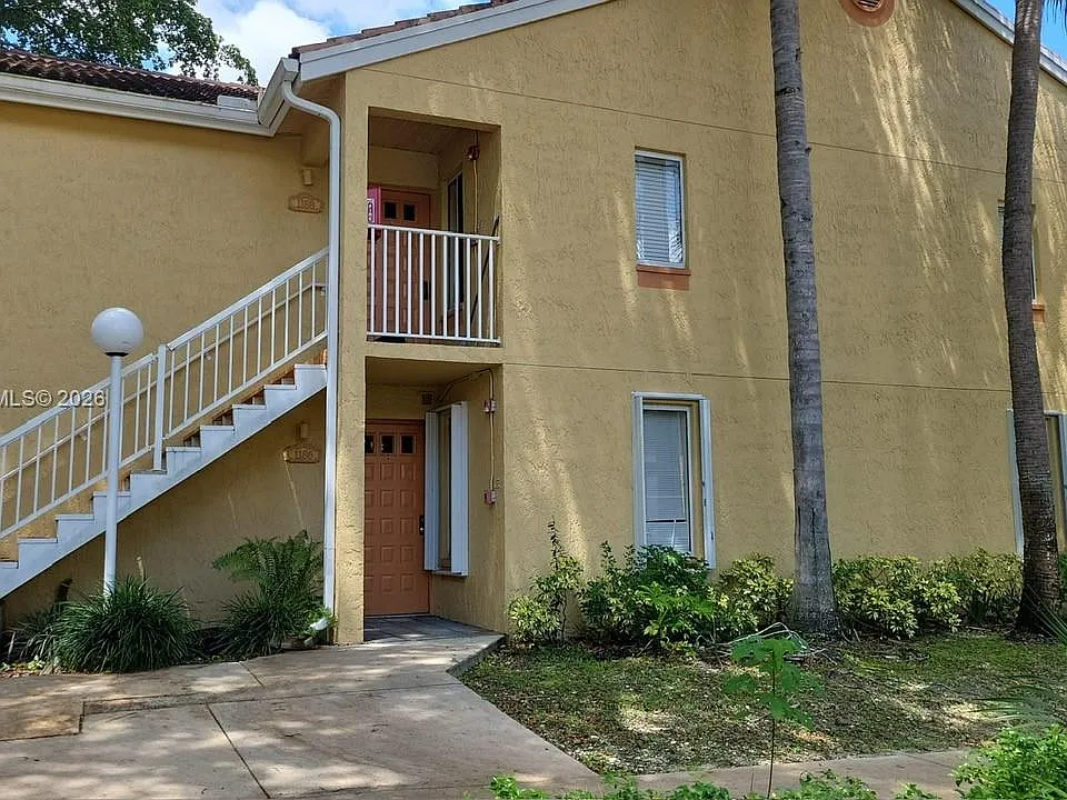 1186 Coral Club Dr #1186