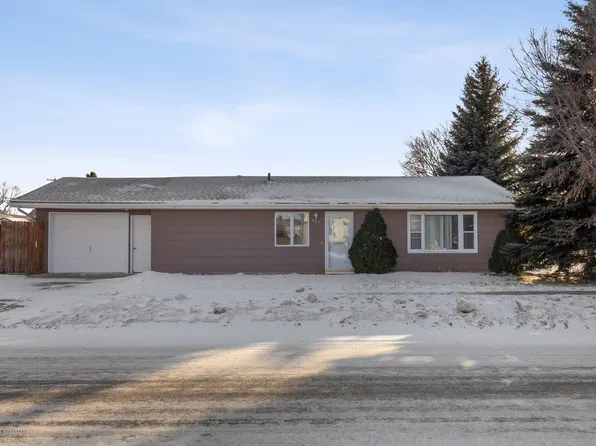 202 2nd Ave SE, Barnesville, MN 56514