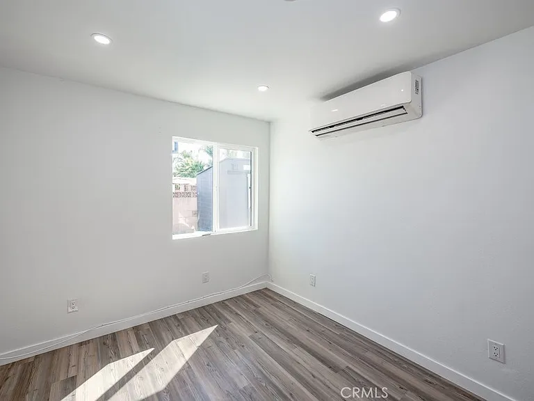 1069 Erringer Rd #1 — Photo 4