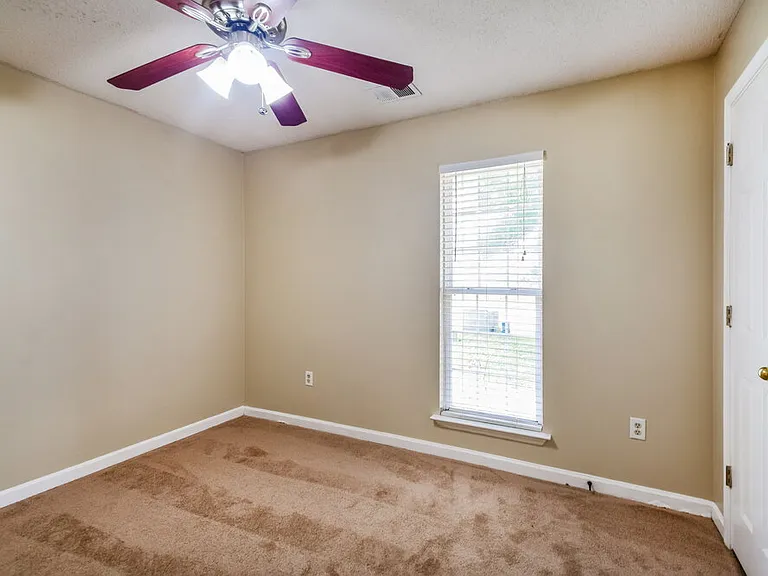 8035 Park Pike Dr — Photo 13