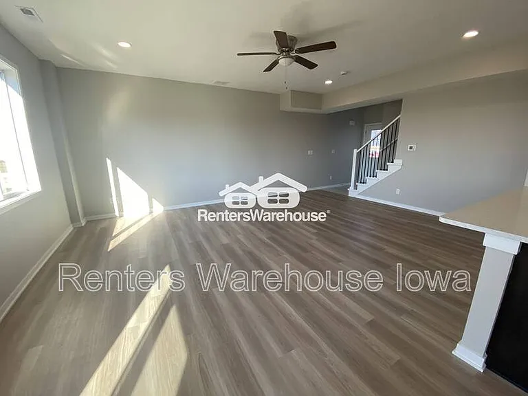 7000 Lake Ridge Ave #13 — Photo 3