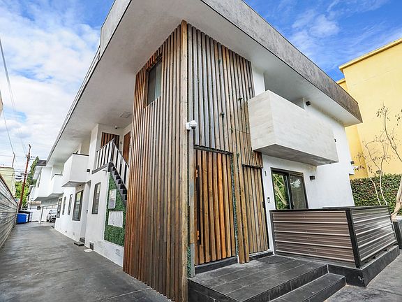 2nd image of 5667 La Mirada Ave #4