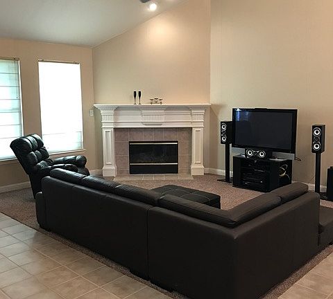 2nd image of 1408 Pecan Valley Dr