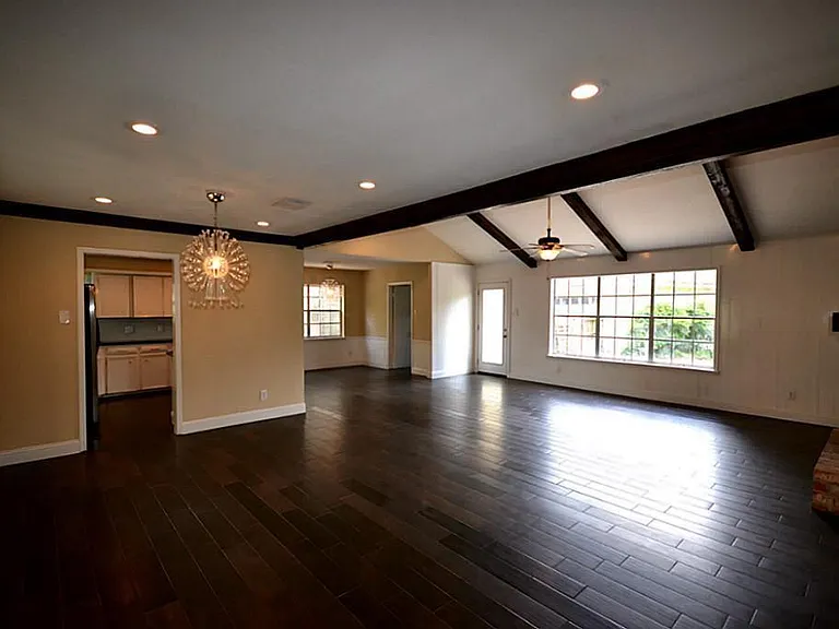 11211 Ash Creek Dr — Photo 7
