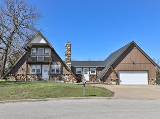 301 S Idlewood Way, Bolivar, MO 65613