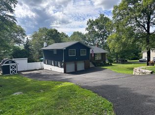 27 West Ave, Putnam Valley, NY 10579