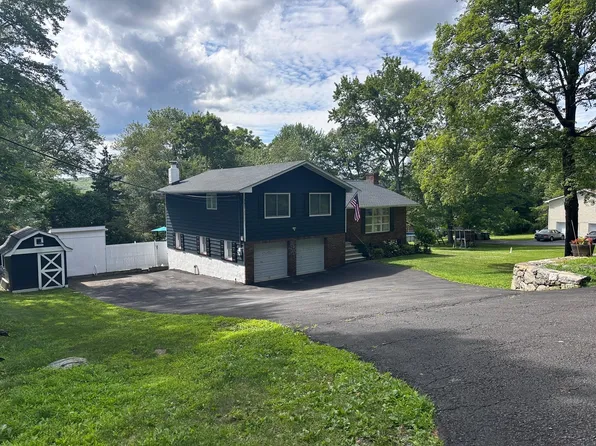 27 West Avenue, Putnam Valley, NY 10579