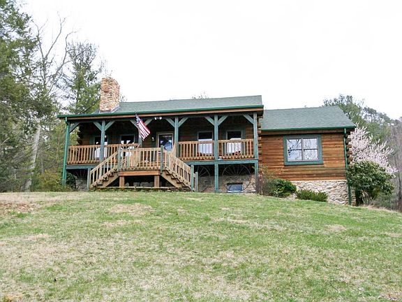 2nd image of 85 Woodland Ct
