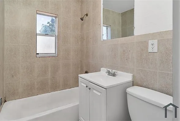 2050 Lincoln Ave #2 — Photo 12