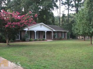 190 Newton Ridge Dr, Covington, GA 30014