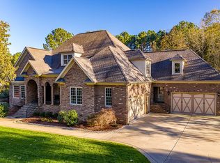 5201 Winter Holly Ct, Raleigh, NC 27606