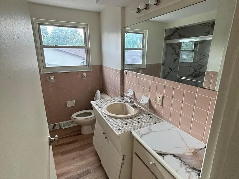 4900 Kresge Dr — Photo 7