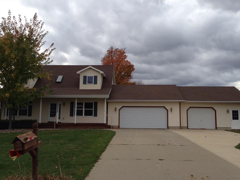 2nd image of 1044 Eaton Green Dr