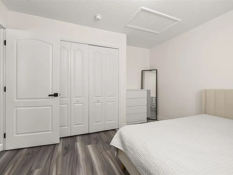 13247 Hatherton Cir — Photo 34