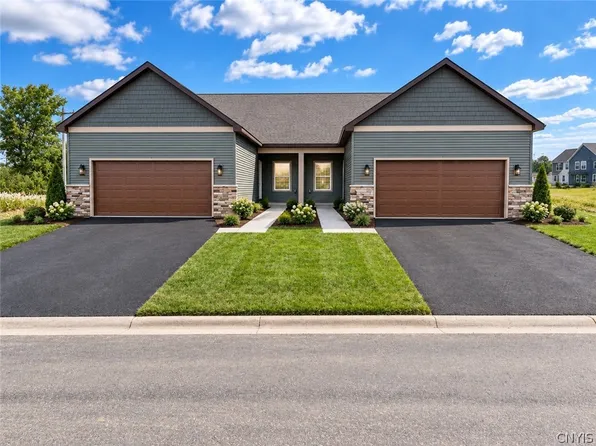 204 Dove Rd, Van Buren, NY 13027