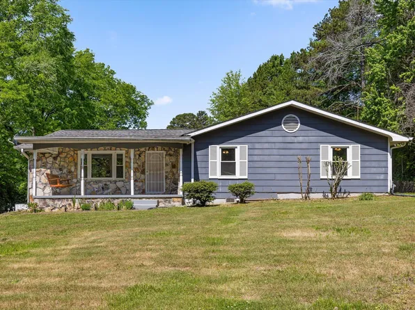 7339 S Dent Rd, Hixson, TN 37343