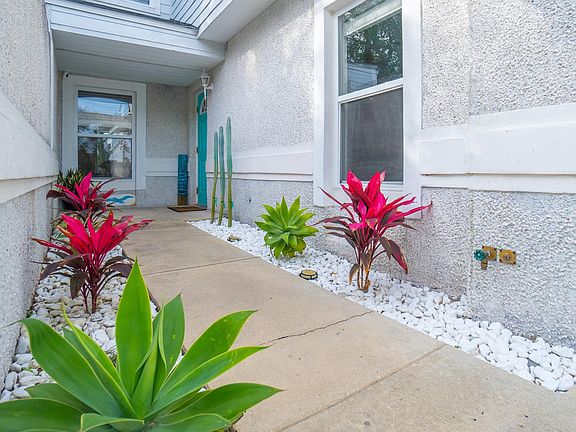 4th image of 4601 Sandcastle Cir