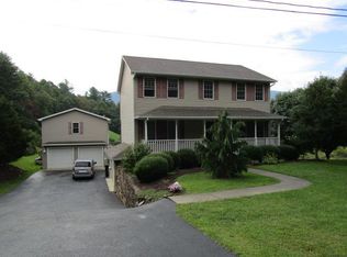 6130 Poage Valley Rd, Roanoke, VA 24018