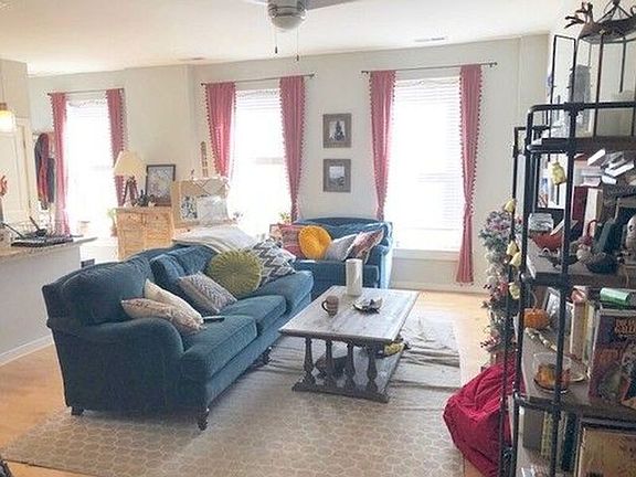 3rd image of 523 E Main St APT 407