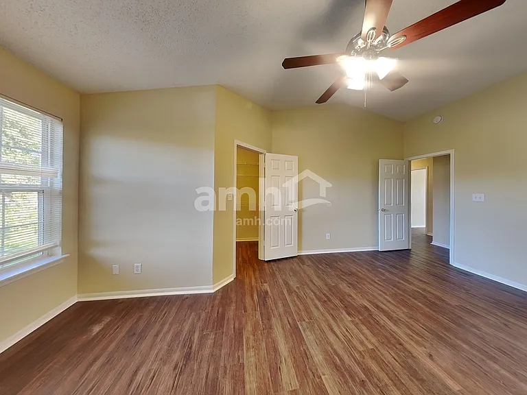 1494 Blue Grass Pkwy — Photo 11