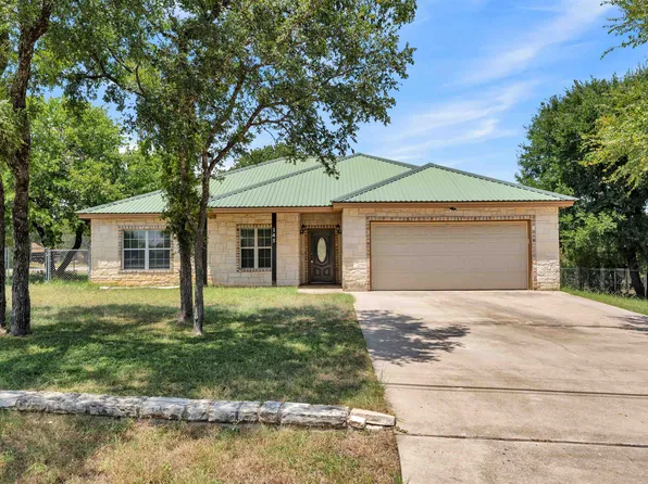 145 Chaumont St, Kingsland, TX 78639