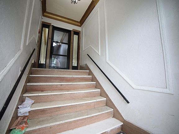 2nd image of 125 Corbin Ave #456