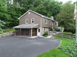2548 Deer Trail Rd, Coopersburg, PA 18036