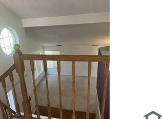8512 Middlesax Way, Sacramento, CA 95828
