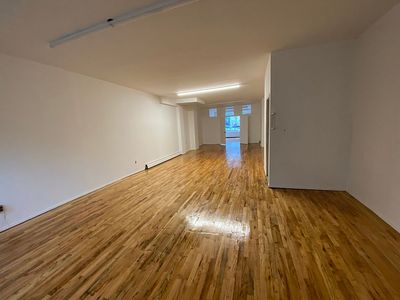 8010 51st Ave, Elmhurst, NY, 11373