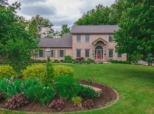 13744 Antler Dr, Bloomington, IL 61705